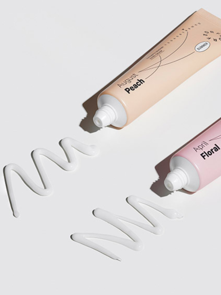 Парфюмированный крем для рук с маслом ши и ароматом персика DR.F5 Favourite Season Hand Cream August Peach Парфюмированный крем для рук с маслом ши и ароматом персика DR.F5 Favourite Season Hand Cream August Peach