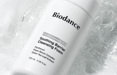 Мягкая пузырьковая пенка для умывания с растительными экстрактами Biodance Soothing Barrier Cleansing Foam