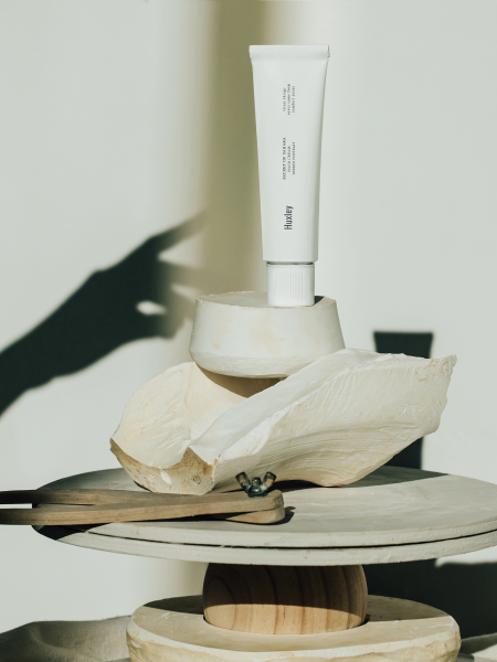 Увлажняющий крем для рук с древесно-мускусным ароматом Huxley Berber Portrait Hand Cream Увлажняющий крем для рук с древесно-мускусным ароматом Huxley Berber Portrait Hand Cream