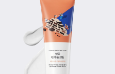 Укрепляющий крем для лица с экстрактом черной сои и пантенолом Round Lab  Soybean Panthenol Cream