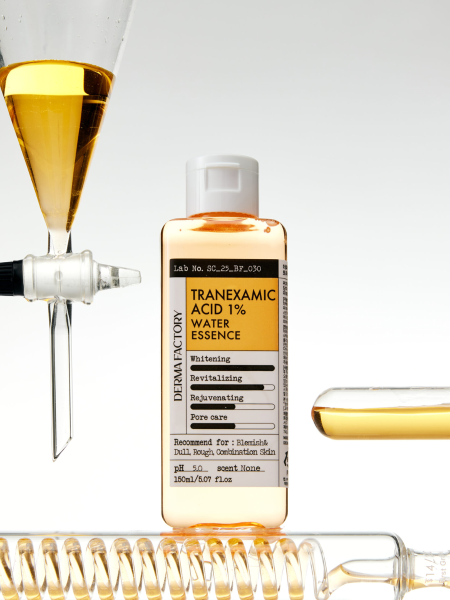 Осветляющий тонер для лица с транексамовой кислотой Derma Factory Tranexamic Acid 1% Water Essence