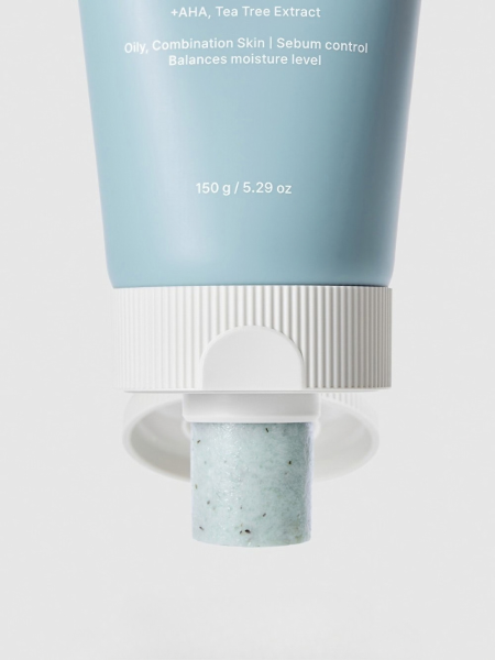 Себорегулирующая пенка с экстрактом иссопа Arencia Hyssop Sebum Control Rice Cake Cleanser