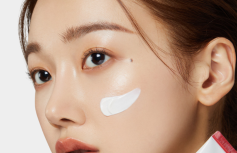 Осветляющий крем для выравнивания тона кожи Medicube Red Erasing Cream 2.0