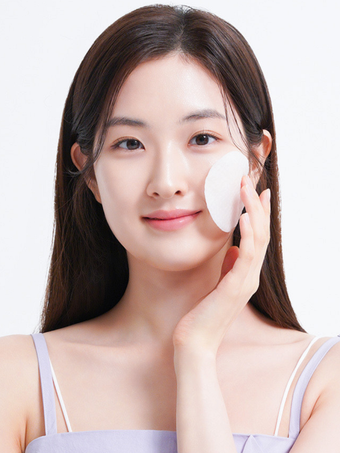 Противовоспалительные тонер-диски с экстрактом красного лука IsNtree Onion Newpair Clear Pad