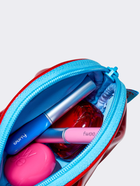 Тонкая силиконовая пальчиковая кисть для макияжа fwee Fingerlike Silicone Lip Brush SLIM