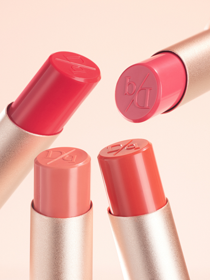Глянцевая помада в ягодно-розовом оттенке Dasique Mood Glow Lipstick #07 Pink Berry
