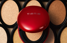 Тональный кушон с полуматовым финишем TIRTIR Mask Fit Red Cushion 22N Shell Beige