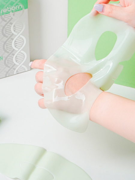 Восстанавливающая гидрогелевая маска с экзосомами и коллагеном DR.REBORN Exosome Collagen Mask Pack Mint