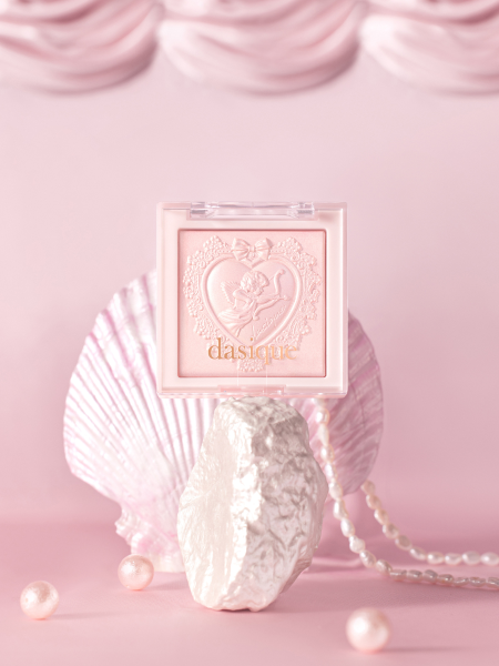Хайлайтер для лица в розовом оттенке Dasique Luxe Glow Highlighter #02 Pink Light