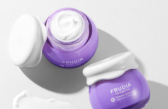 Интенсивно увлажняющий крем с черникой FRUDIA Blueberry Intensive Hydrating Cream