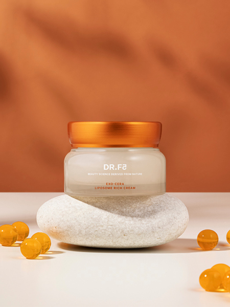 Восстанавливающий крем для лица с церамидами и липосомами DR.F5 EXO-CERA Liposome Rich  Cream Восстанавливающий крем для лица с церамидами и липосомами DR.F5 EXO-CERA Liposome Rich  Cream