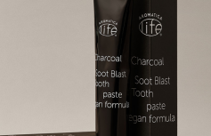 Глубоко очищающая зубная паста с древесным углём Aromatica Charcoal Soot Blast Toothpaste