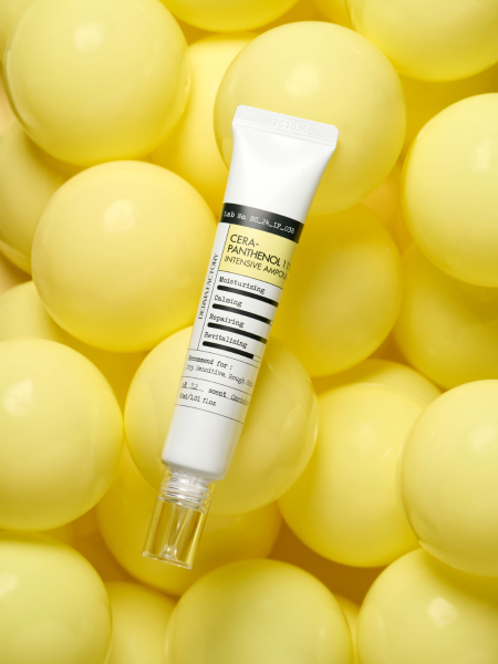 Восстанавливающая сыворотка для лица с керамидами и пантенолом Derma Factory Cera-Pantenol Intensive Ampoule