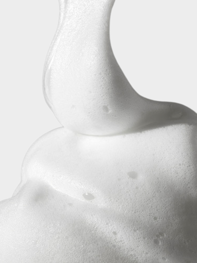 Противовоспалительная пенка для умывания с салициловой кислотой Medicube Red Foam Cleanser