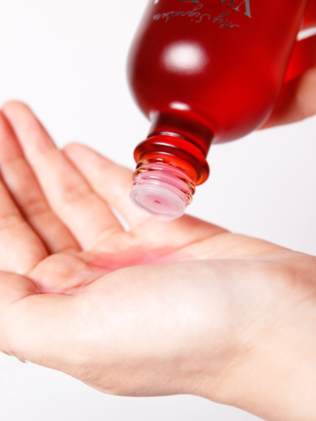 Антиоксидантный тонер для сияния кожи с комплексом витаминов TIAM MY Signature Vita Red Toner Антиоксидантный тонер для сияния кожи с комплексом витаминов TIAM MY Signature Vita Red Toner
