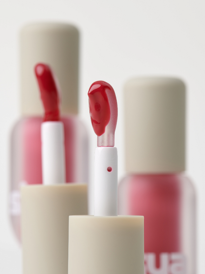 Стойкий блеск для губ с эффектом увеличения объёма UNLEASHIA Sisua Popcorn Syrup Lip Plumper No. 1 Strawberry Cream