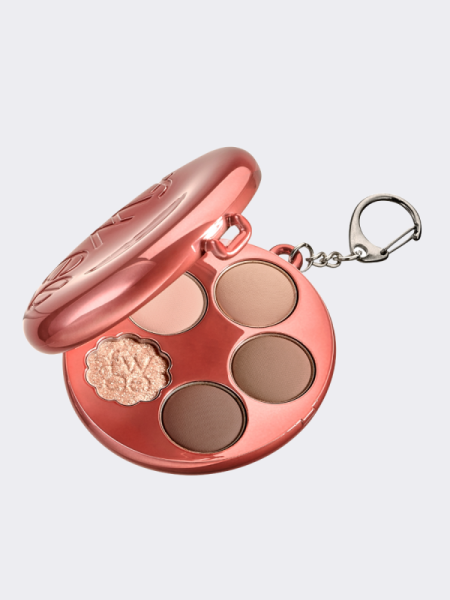 Компактная палетка теней в формате брелка fwee Pocket Eye Palette EP04 Salty Caramel Компактная палетка теней в формате брелка fwee Pocket Eye Palette EP04 Salty Caramel