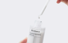 Интенсивная осветляющая ампульная сыворотка с ниацинамидом Biodance Intensive Whitening Ampoule