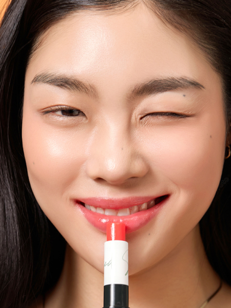 Питательный бальзам с эффектом объёмных губ в персиковом оттенке ShaiShaiShai Sun Kissed Plumping Lip Balm 04 Peach Crush