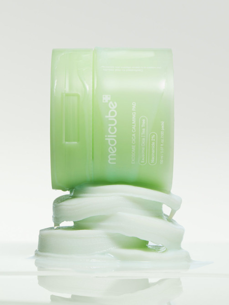 Успокаивающие тонер-пэды с экстрактом центеллы и чайного дерева Medicube Exosome Cica Calming Pad Успокаивающие тонер-пэды с экстрактом центеллы и чайного дерева Medicube Exosome Cica Calming Pad