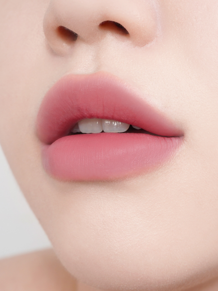 Жидкий тинт для губ с полуматовым финишем BRAYE Water Blur Tint 02 Sincere Жидкий тинт для губ с полуматовым финишем BRAYE Water Blur Tint 02 Sincere