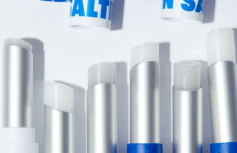 Бальзам для губ с серой солью SPF10 SALTRAIN Graysalt Lip Balm SPF10