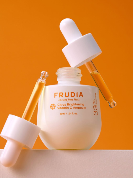 Антиоксидантная ампульная сыворотка с витамином С FRUDIA Citrus Brightening Vitamin C Ampoulle