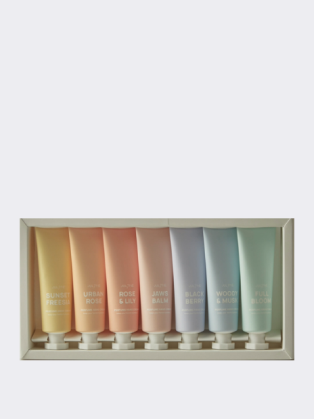Набор парфюмированных кремом для рук JUL7ME Perfume Hand Cream Gift Set We Love Набор парфюмированных кремом для рук JUL7ME Perfume Hand Cream Gift Set We Love