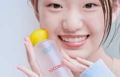 Отшелушивающий тонер с комплексом кислот и экстрактом лимона TOCOBO AHA BHA Lemon Toner