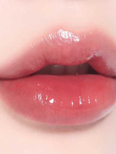 Стойкий глянцевый тинт для губ INGA Water Glow Lip Tint Rosy Rose Стойкий глянцевый тинт для губ INGA Water Glow Lip Tint Rosy Rose