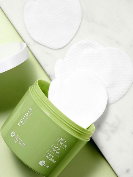 Отшелушивающие пэды с зеленым виноградом FRUDIA Green Grape Pore Peeling Pad Отшелушивающие пэды с зеленым виноградом FRUDIA Green Grape Pore Peeling Pad