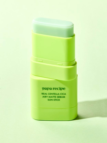 Себорегулирующий солнцезащитный стик с экстрактом центеллы Papa Recipe Real Centella Cica Airy Matte Sebum Sun Stick SPF50+ PA++++ Себорегулирующий солнцезащитный стик с экстрактом центеллы Papa Recipe Real Centella Cica Airy Matte Sebum Sun Stick SPF50+ PA++++