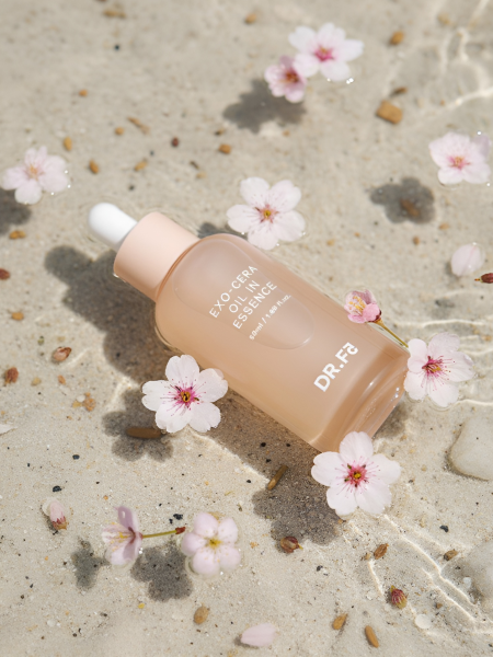 Восстанавливающая сыворотка для лица с церамидами и центеллой DR.F5 EXO-CERA Oil In Essence