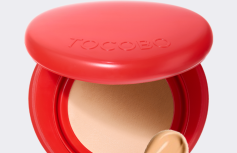 Тональное средство с сияющим финишем TOCOBO Apple Dewy Fit Cushion 25 Peanut