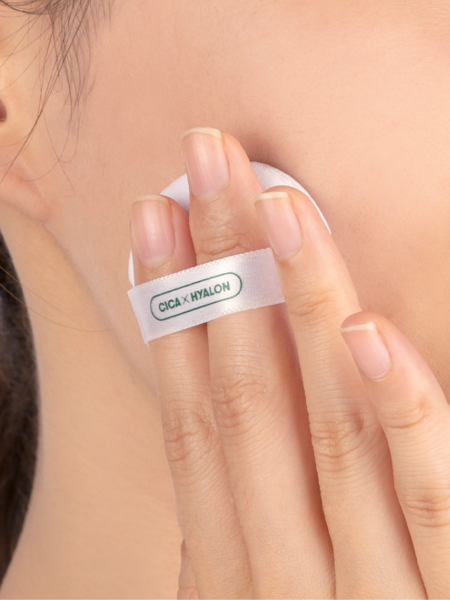 Матирующая рассыпчатая пудра для лица с экстрактом центеллы VT Cica No-Sebum Mild Powder