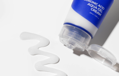 Увлажняющий крем для лица с гиалуроновой кислотой IsNtree Hyaluronic Acid Aqua Gel Cream