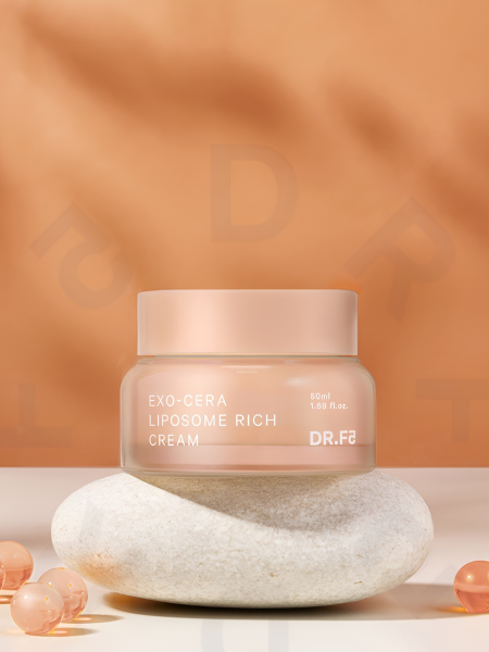 Восстанавливающий крем для лица с церамидами и липосомами DR.F5 EXO-CERA Liposome Rich  Cream