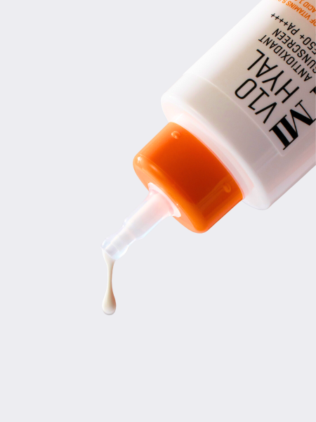 Антиоксидантный солнцезащитный флюид Some By Mi V10 Hyal Antioxidant Sunscreen SPF50+ PA++++ Антиоксидантный солнцезащитный флюид Some By Mi V10 Hyal Antioxidant Sunscreen SPF50+ PA++++