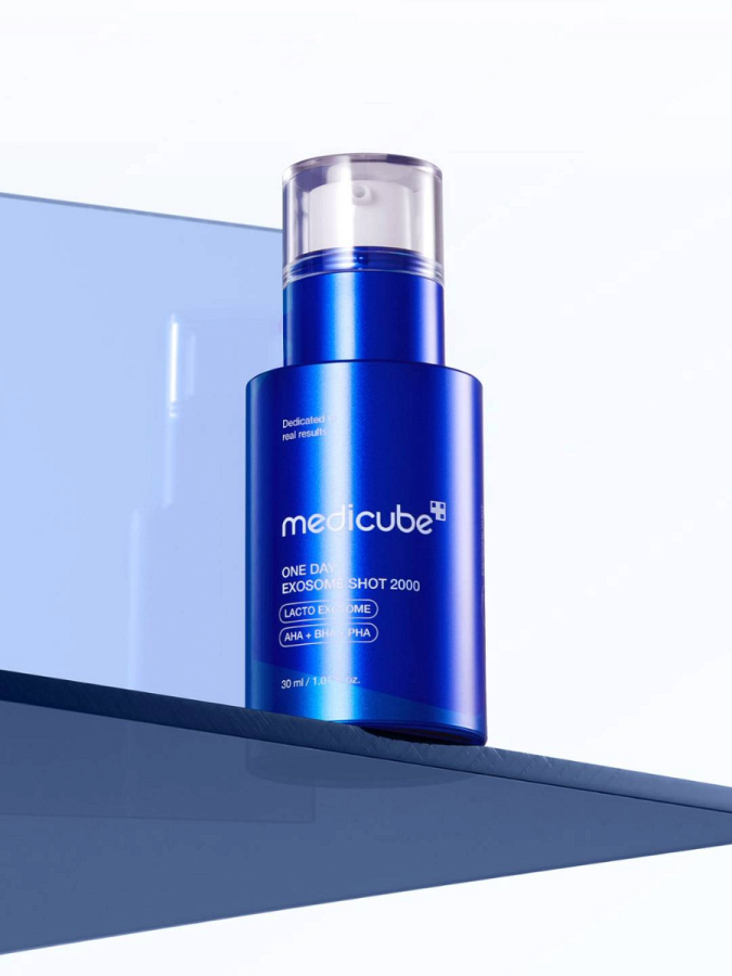 Выравнивающая сыворотка со спикулами и экзосомами Medicube One Day Exosome Shot Pore Serum 2000