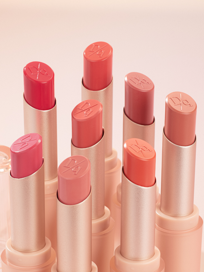 Глянцевая помада в ягодно-розовом оттенке Dasique Mood Glow Lipstick #07 Pink Berry