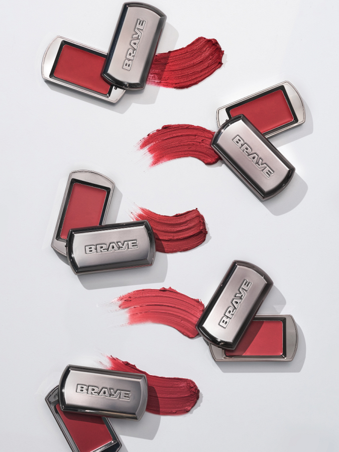 Многофункциональный кремовый оттеночный бальзам-слайдер для губ BRAYE Lipsleek Blur 04 Freeness