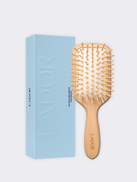 Деревянная массажная расчёска для волос La’dor Detangling Paddle Hair Brush (Beige) Деревянная массажная расчёска для волос La’dor Detangling Paddle Hair Brush (Beige)