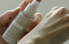 Бодрящий гель для век с кофеином и пептидами Dear, Klairs Fundamental Awakening Eye Gel