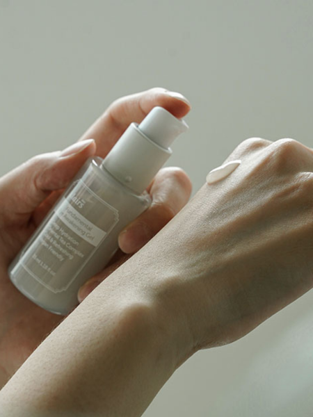 Бодрящий гель для век с кофеином и пептидами Dear, Klairs Fundamental Awakening Eye Gel