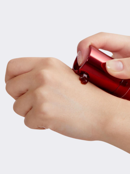 Усиленная тонизирующая сыворотка-бустер с растительными экстрактами VT Red Booster Reedle Shot 300