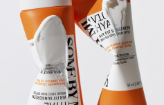 Солнцезащитный крем с витаминным комплексом Some By Mi V10 Hyal Air Fit Sunscreen SPF 50+ PA++++