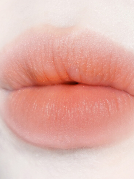 Матовый оттеночный бальзам для губ ALTERNATIVE STEREO Acoustic Matt Balm No1. Masala Сhai