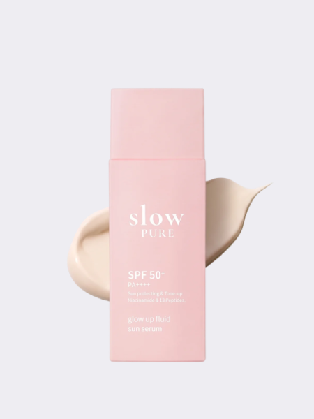 Увлажняющий солнцезащитный флюид с тонирующим эффектом slowpure Glow Up Fluid Serum SPF 50+ PA++++