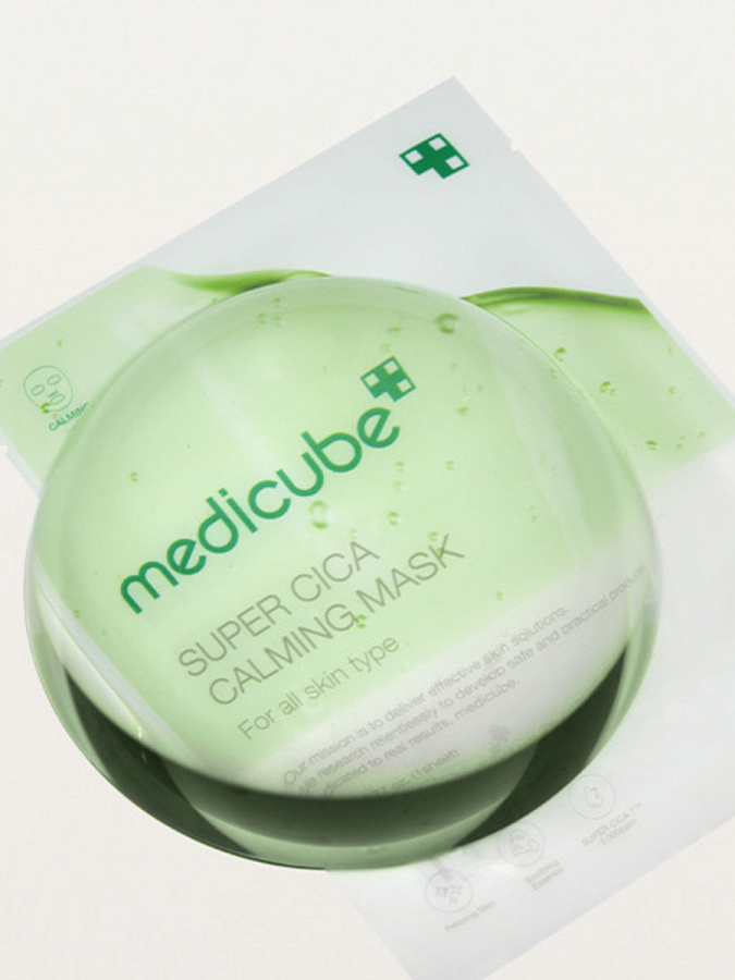 Успокаивающая тканевая маска с экстрактом центеллы и чайного дерева Medicube Super Cica Calming Mask