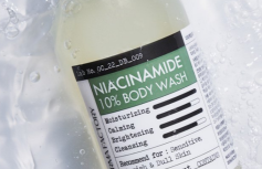 Успокаивающий гель для душа с ниацинамидом Derma Factory Niacinamide 10% Body Wash